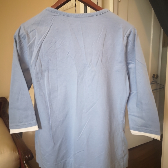 3/$20 Woolworths v-neck top - Picture 6 of 10